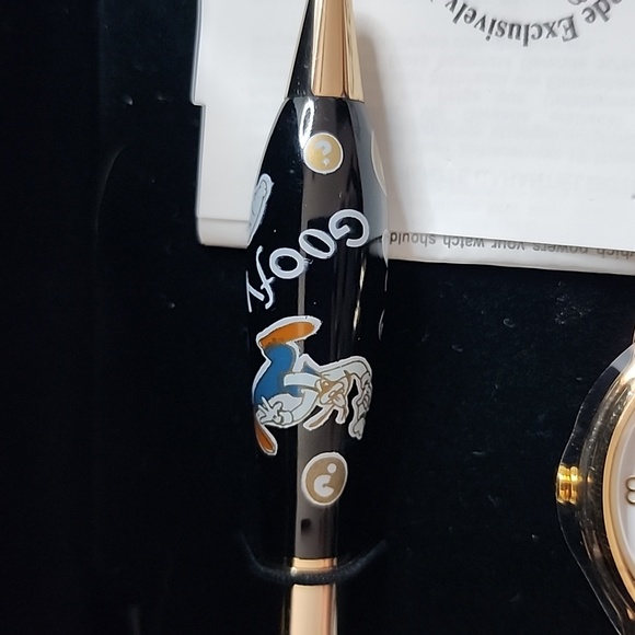 Vintage Rare NWT Disney Goofy Watch with Matching Pen Keychain - Picture 3 of 4